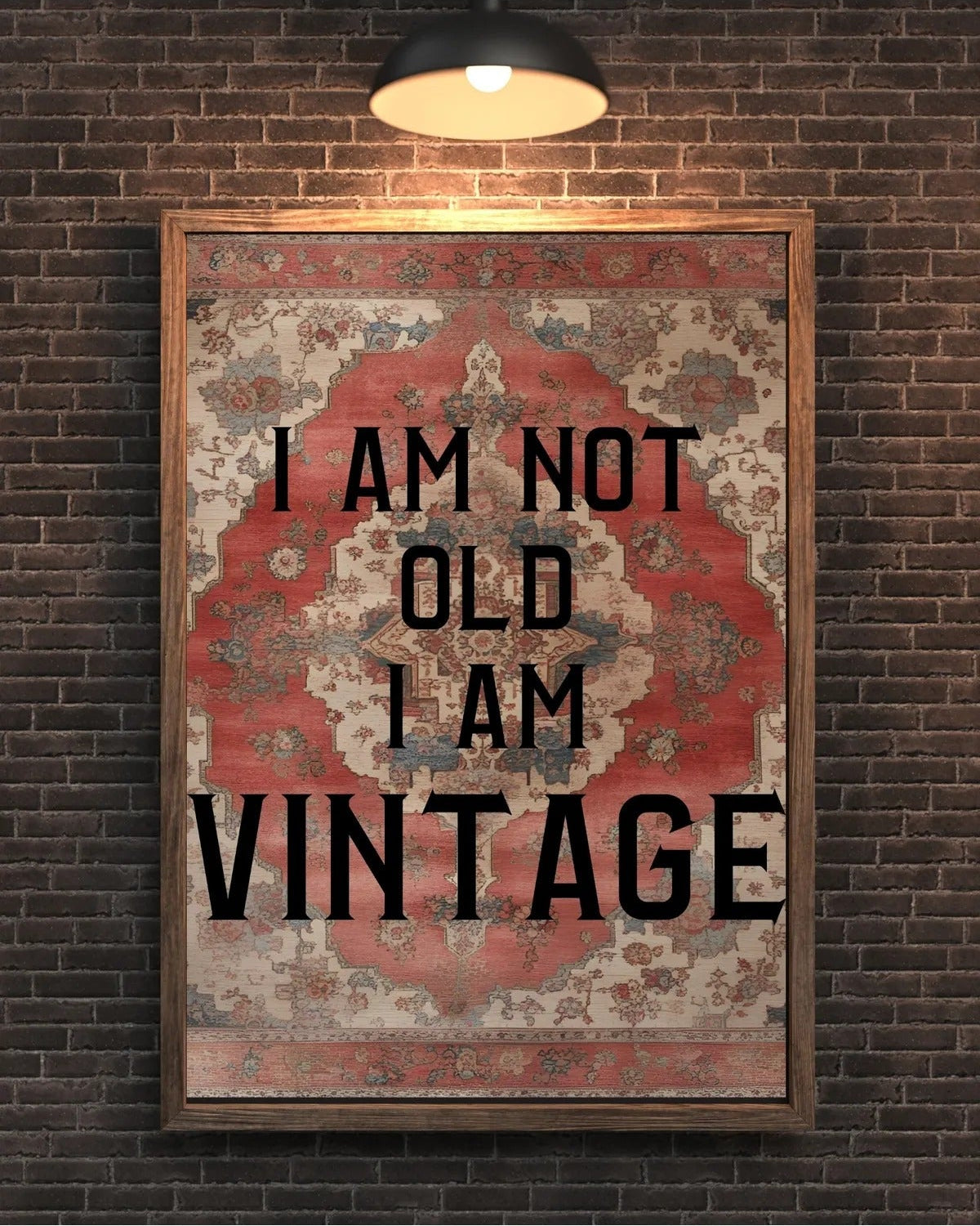 SÜMER Art Decoration "I Am Not Old I Am Vintage" halı desenli poster ana görseli
