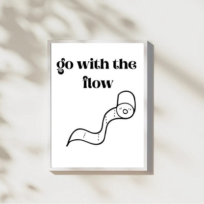 Minimalist tuvalet kağıdı rulosu illüstrasyonu ve modern tipografi detay çekimi