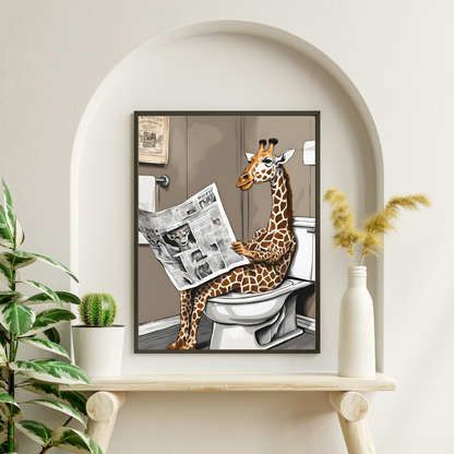 SÜMER Art Decoration tuvalette gazete okuyan zürafa esprili banyo posteri ana görseli